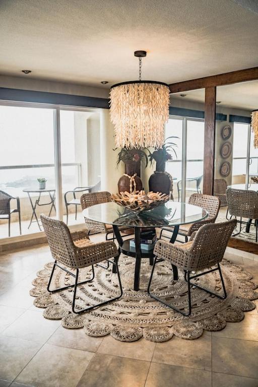 Ferienwohnung 'Luxury Oceanfront Penthouse With Pools, Jacuzzis And Spectacular Ocean Views' Rosarito Exterior foto